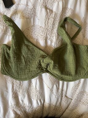 Abercrombie Curve Love Swim Green Women's Underwire Swim Top
